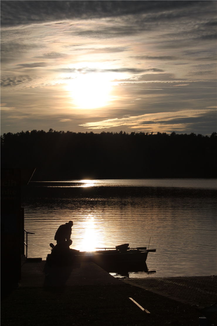 Picture Of Fishing At Lake Water